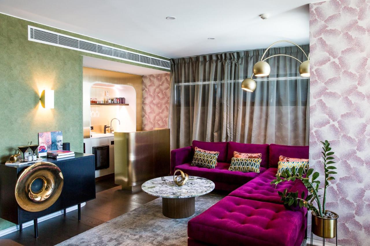 Ovolo The Valley Brisbane Exteriér fotografie A suite at the hotel