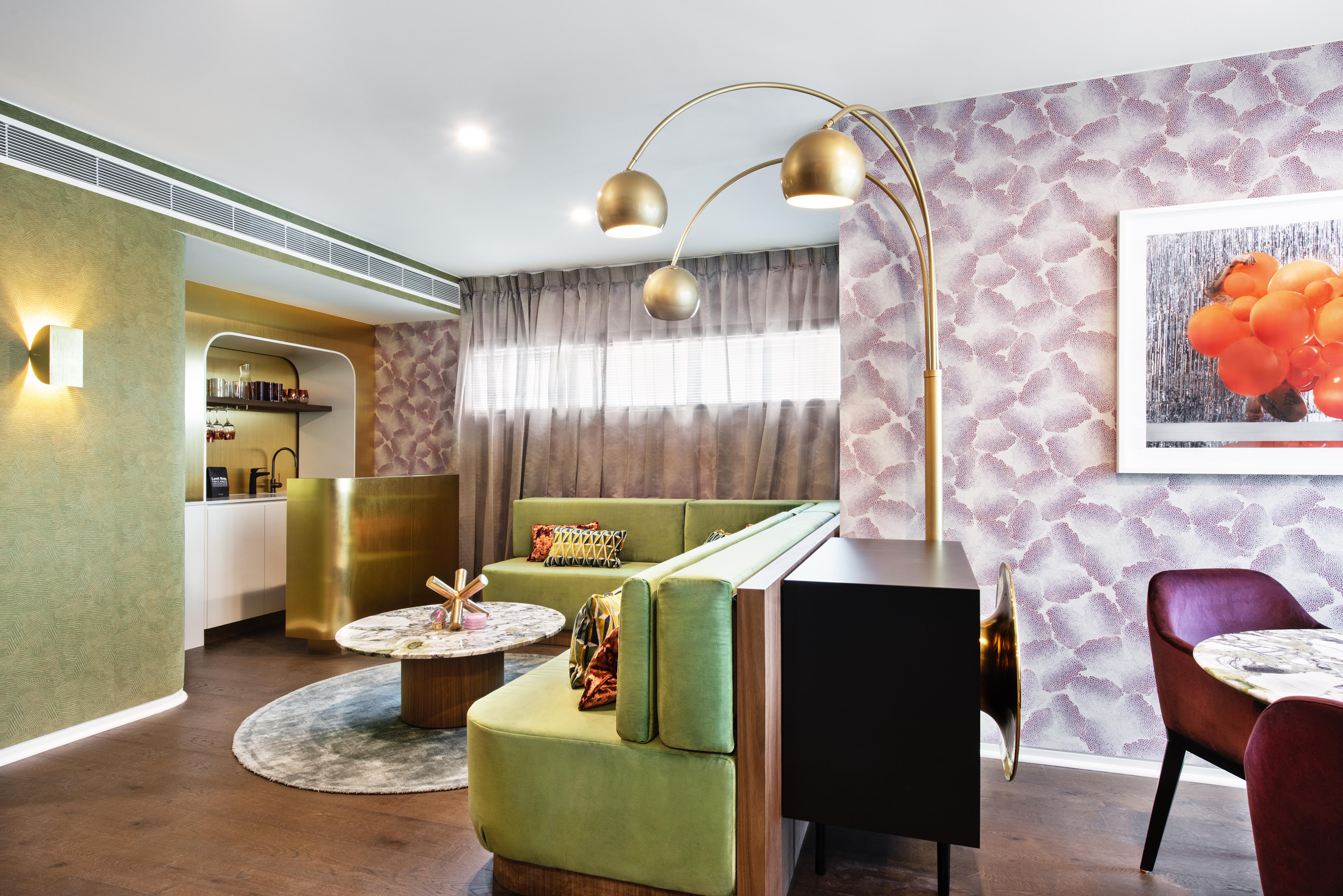 Ovolo The Valley Brisbane Exteriér fotografie The interior of the 2018 refurbished lounge