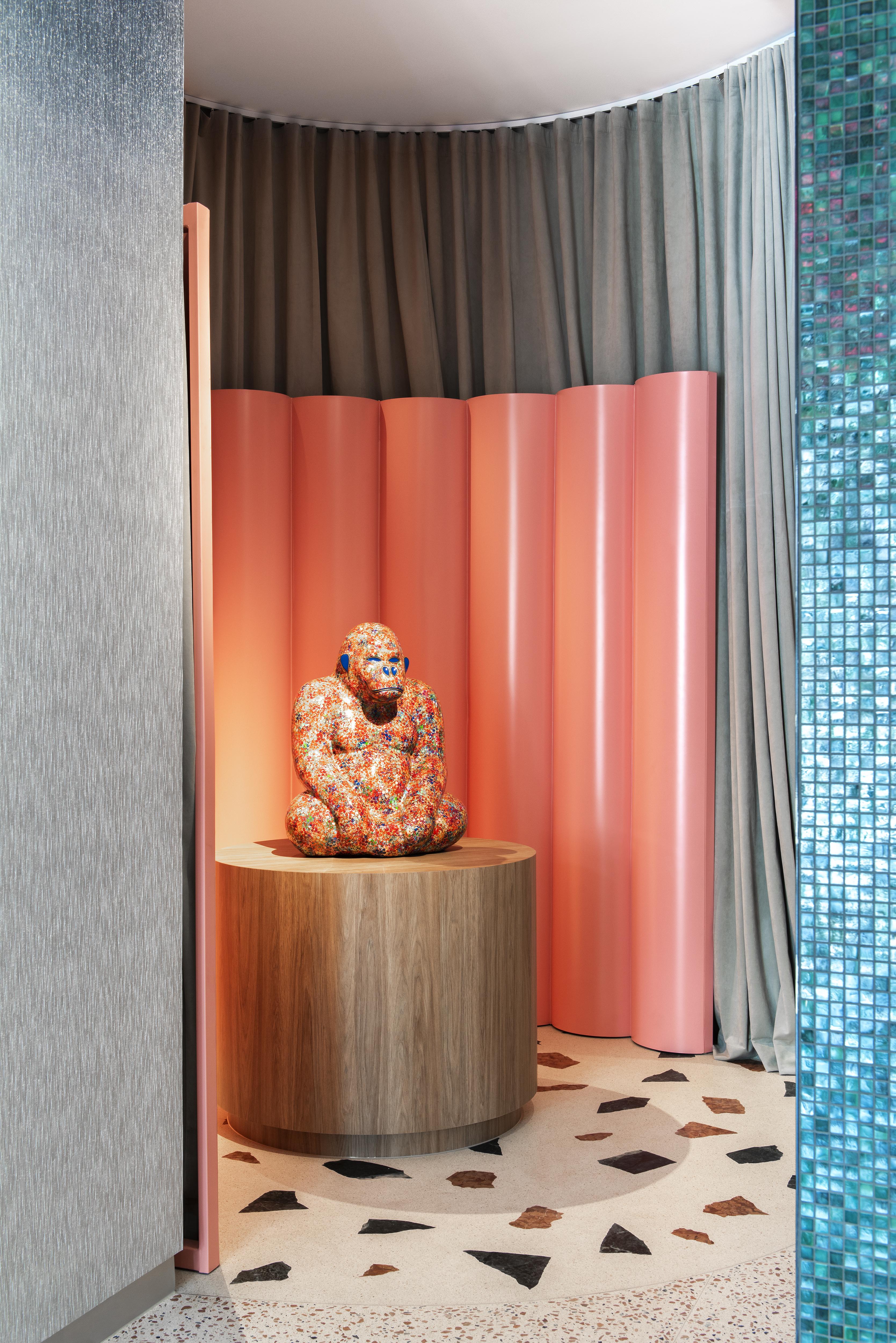Ovolo The Valley Brisbane Exteriér fotografie The sculpture "The Thinker" by Jean-Michel Picart