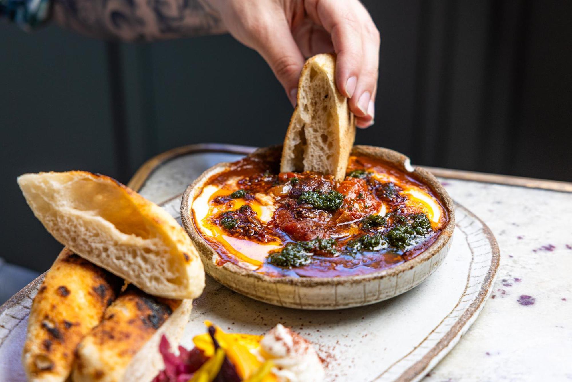 Ovolo The Valley Brisbane Exteriér fotografie Baked feta with honey and walnuts